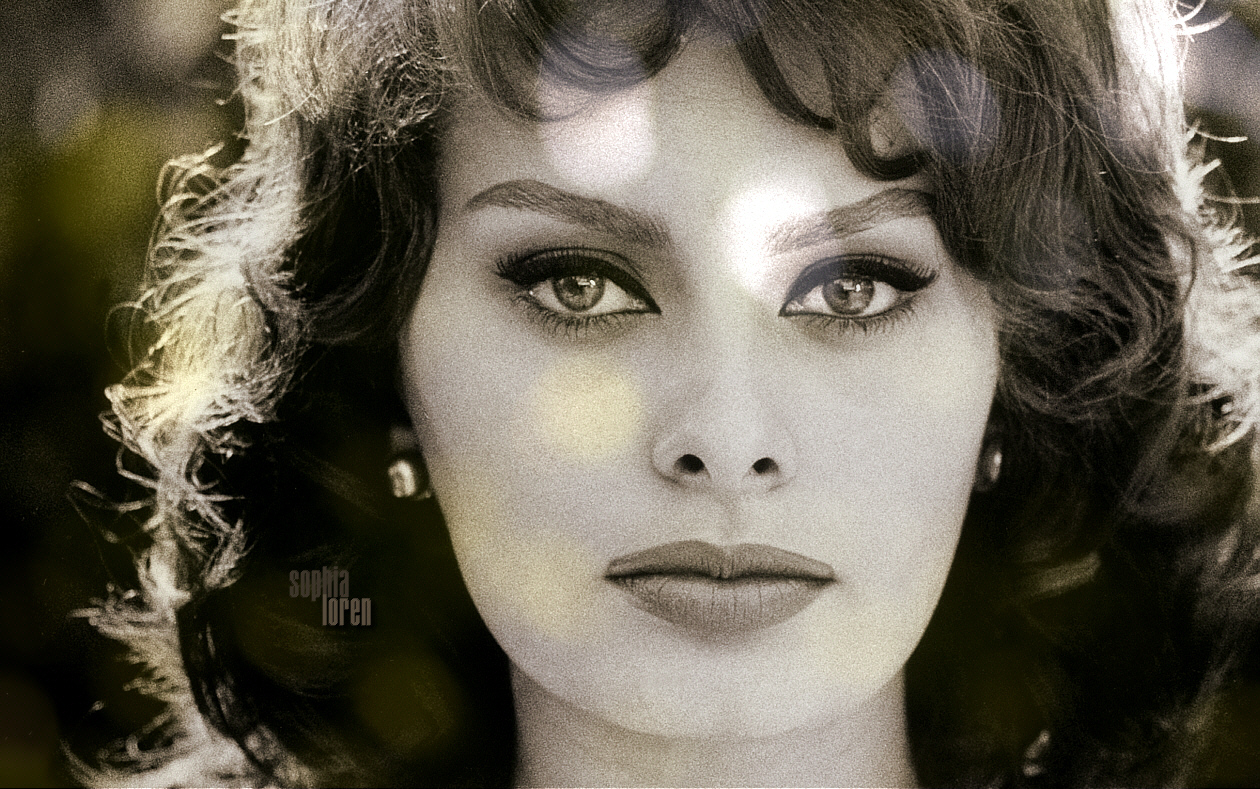  Sophia Loren