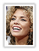  Annalynne McCord 1 