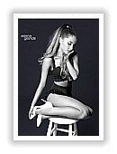  Ariana Grande 