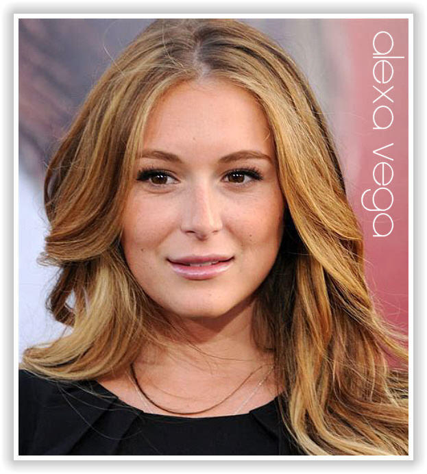  Alexa Vega 