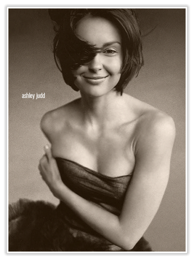 Ashley Judd 