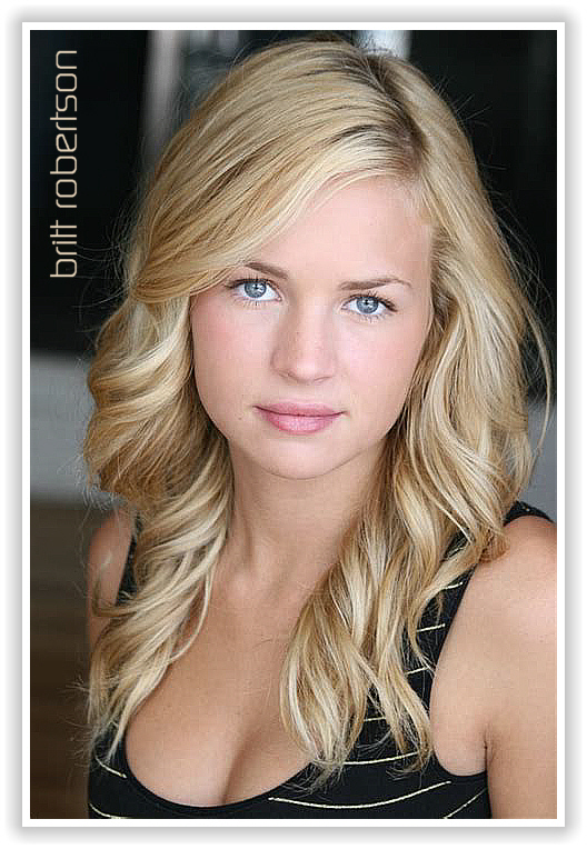  Britt Robertson 3 