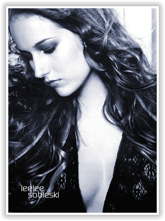  Leelee Sobieski 2 