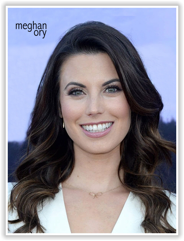  Meghan Ory 2 