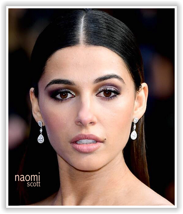  Naomi Scott 1 